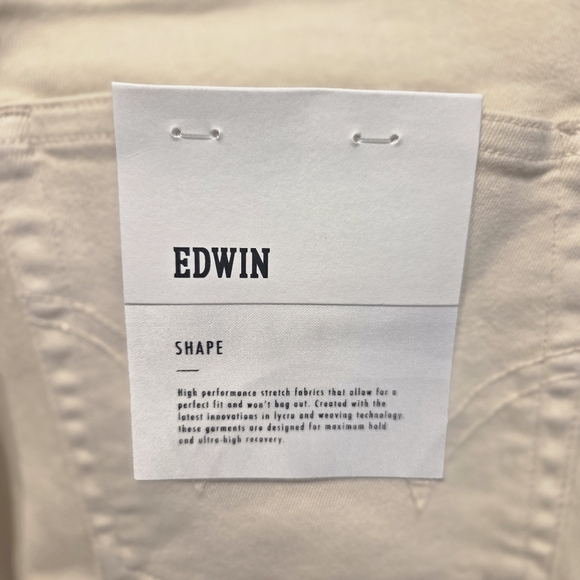 Edwin Pixie Mid-Rise Cropped Skinny Jeans- In Vanilla - Picture 9 of 13